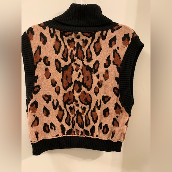 NWOT Free People Chenille animal print turtleneck crop sweater size medium - Picture 7 of 9